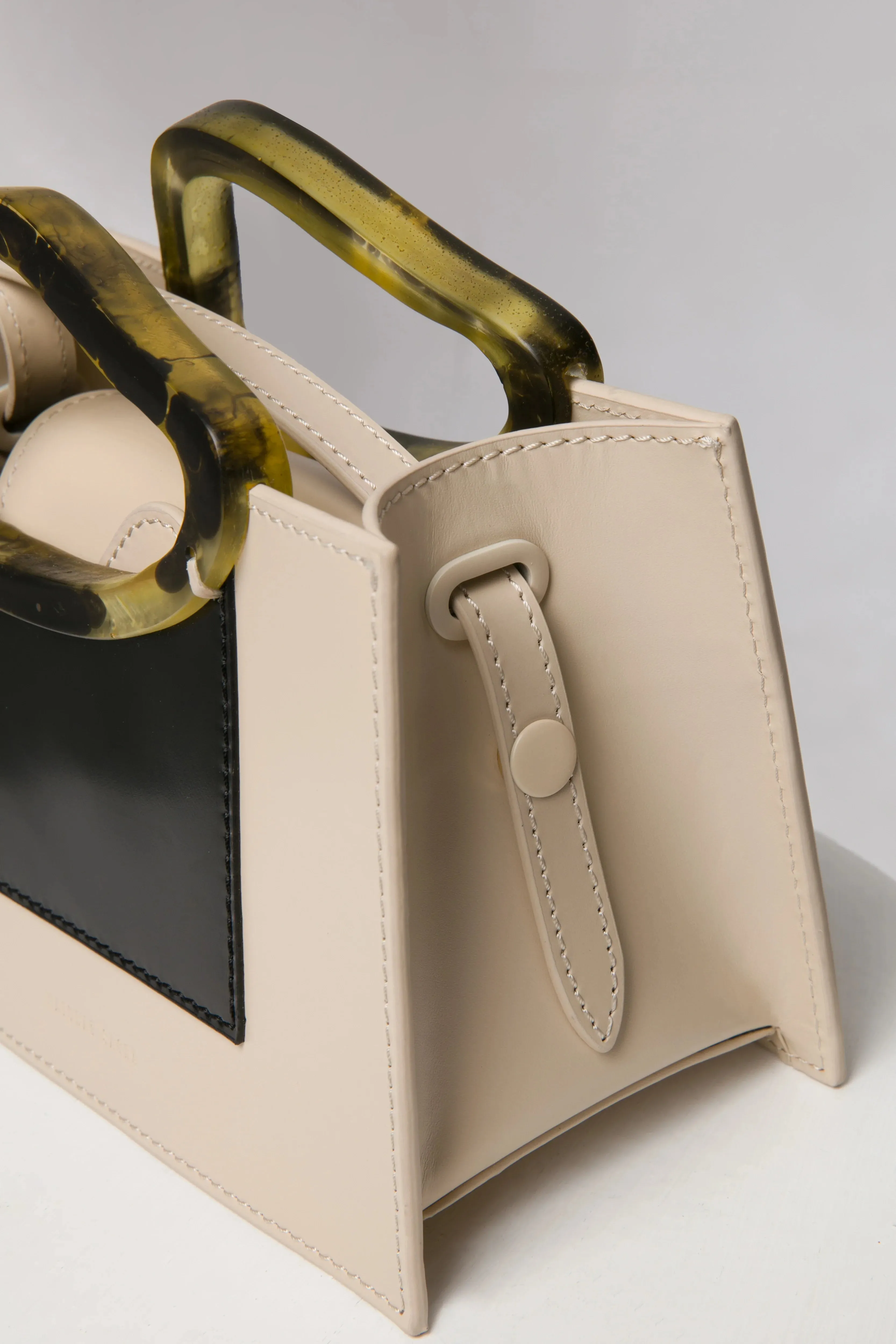 ARP MINI | BEIGE-BLACK by NATURAE SACRA