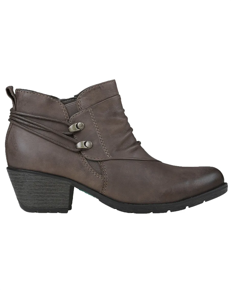 Hilary Boot