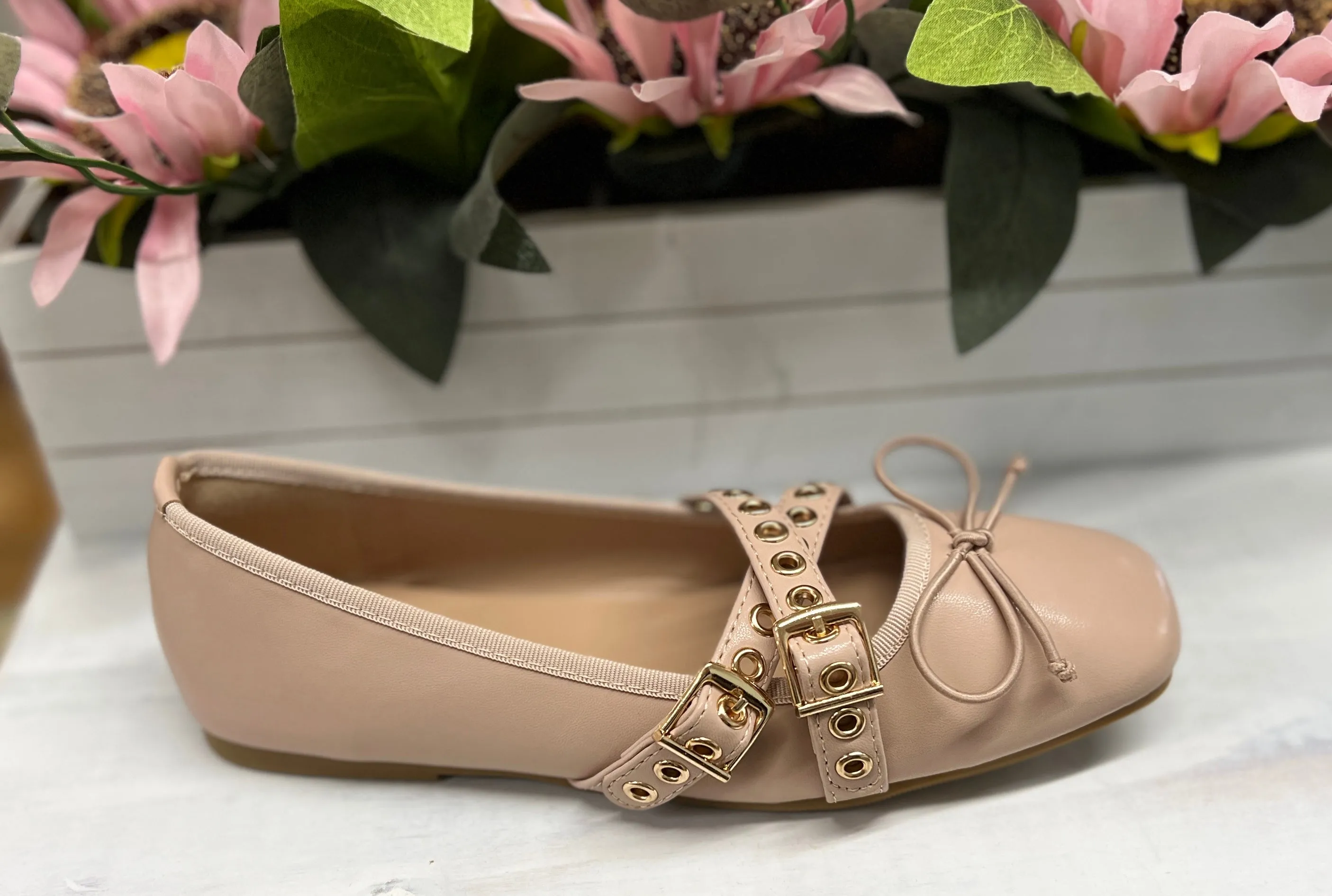 Nude Crossover Ballet Flats
