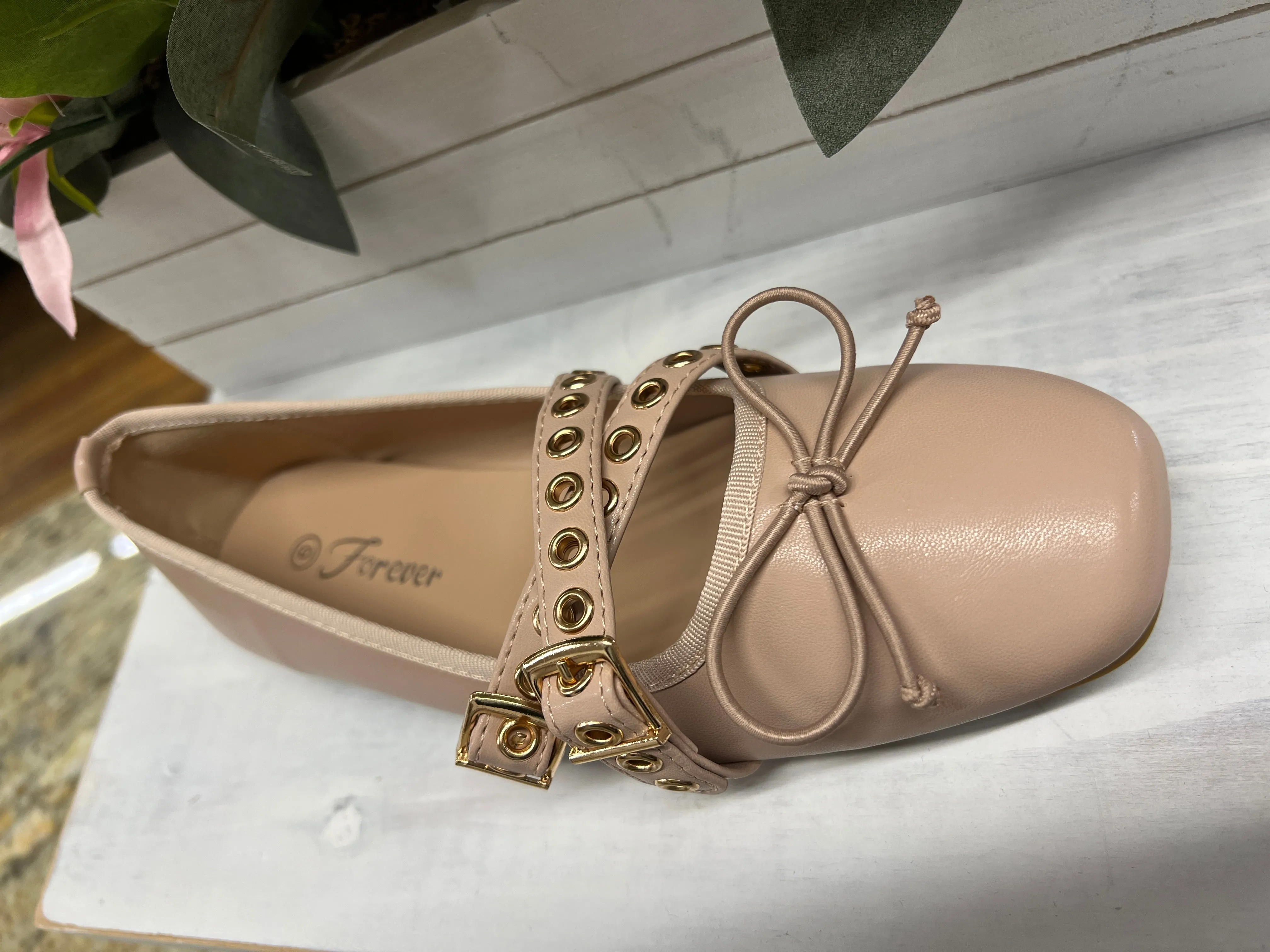 Nude Crossover Ballet Flats