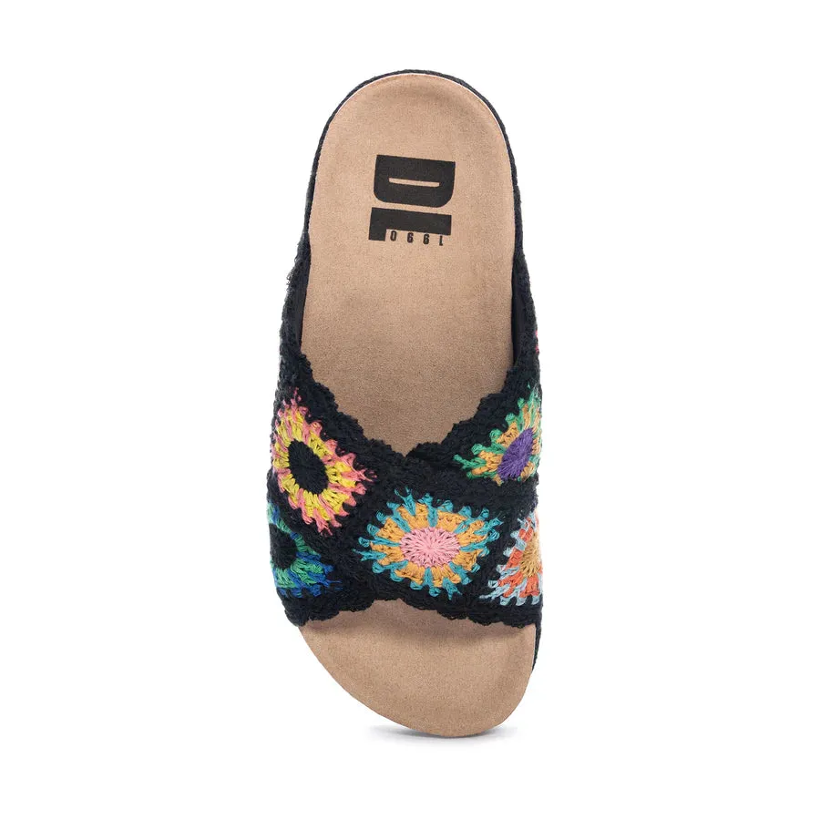 Tacoma Crochet Slide